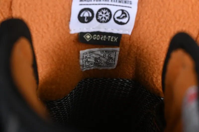 All categories Vans Vans series Vans Hi Vans high-top Vans Sk8-Hi Gore Te Outdoor adventure series round-toe lace-up high-top outdoor functional casual shoes VN0A5I1110K